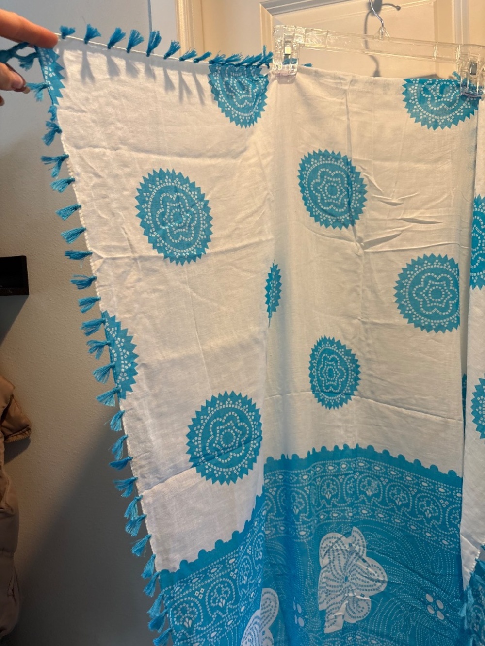 Square Scarf - Picture 3 of 7